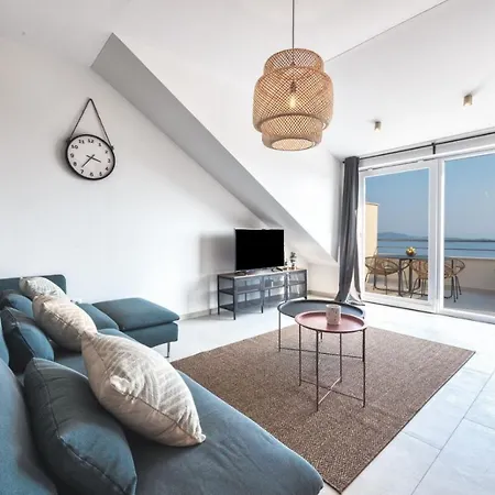 Divine With Sea View Lejlighed *