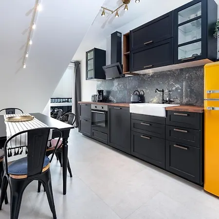 Divine With Sea View Apartment