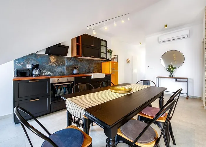 Divine With Sea View *